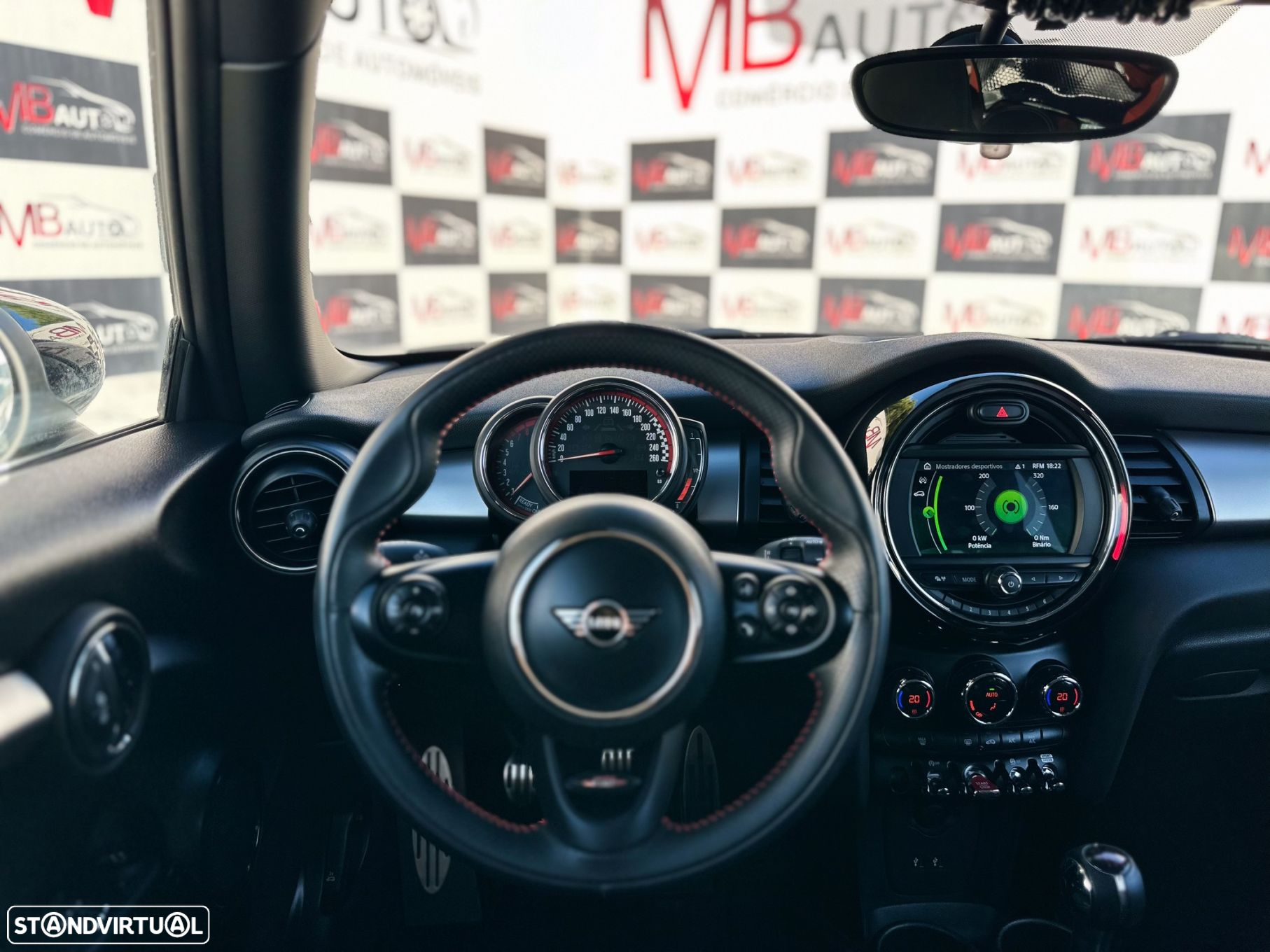 MINI 3 Portas John Cooper Works - 30
