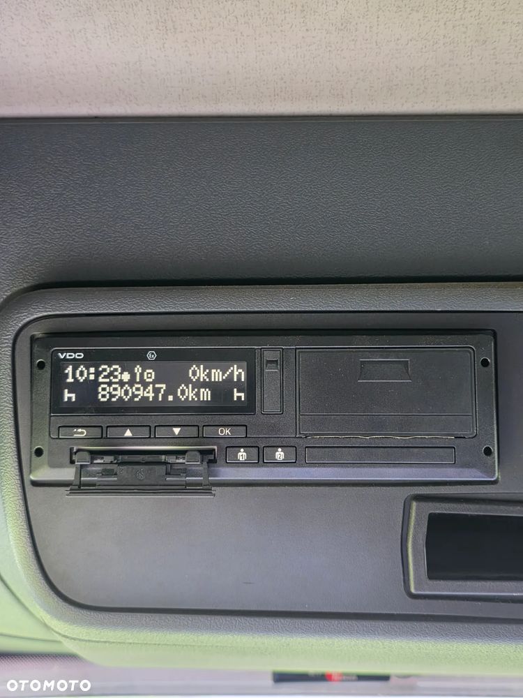 Scania R270 - 14