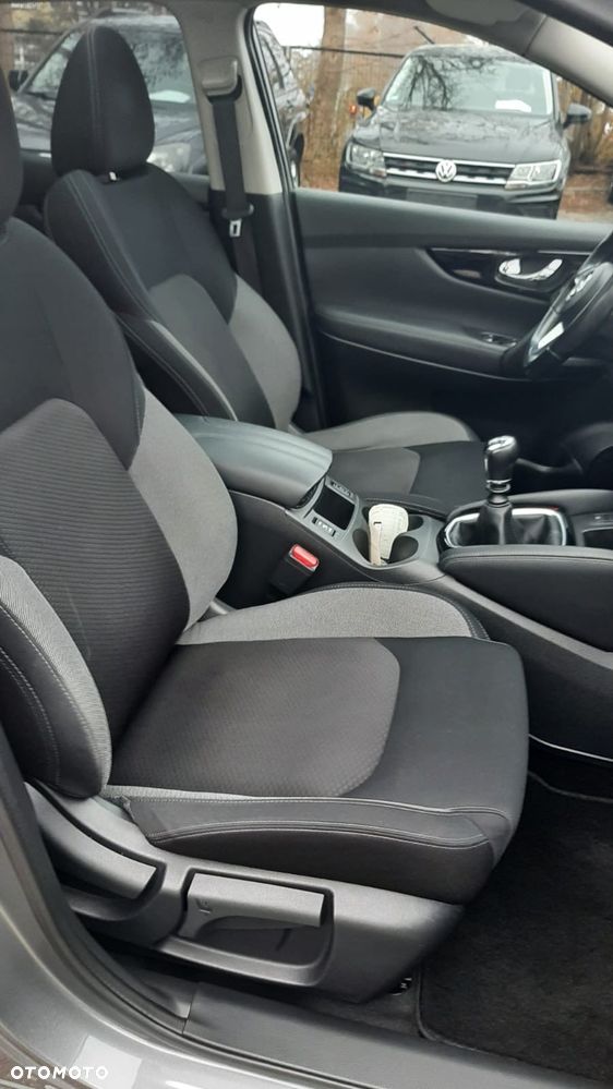 Nissan Qashqai 1.3 DIG-T TEKNA - 15