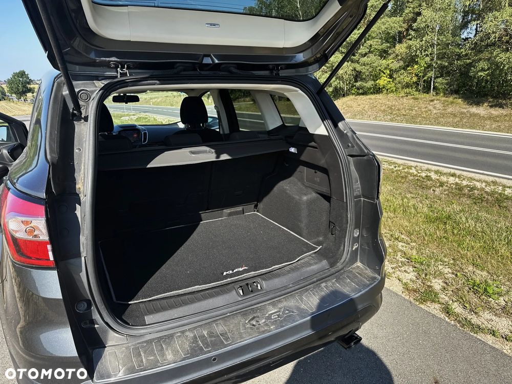 Ford Kuga 2.0 EcoBlue TITANIUM - 24
