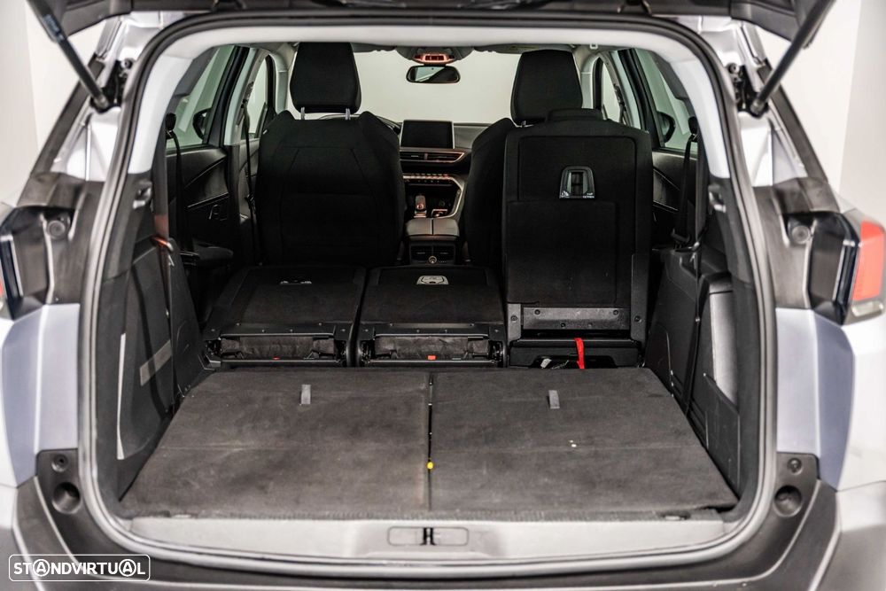 Peugeot 5008 1.2 PureTech Allure EAT6 - 18