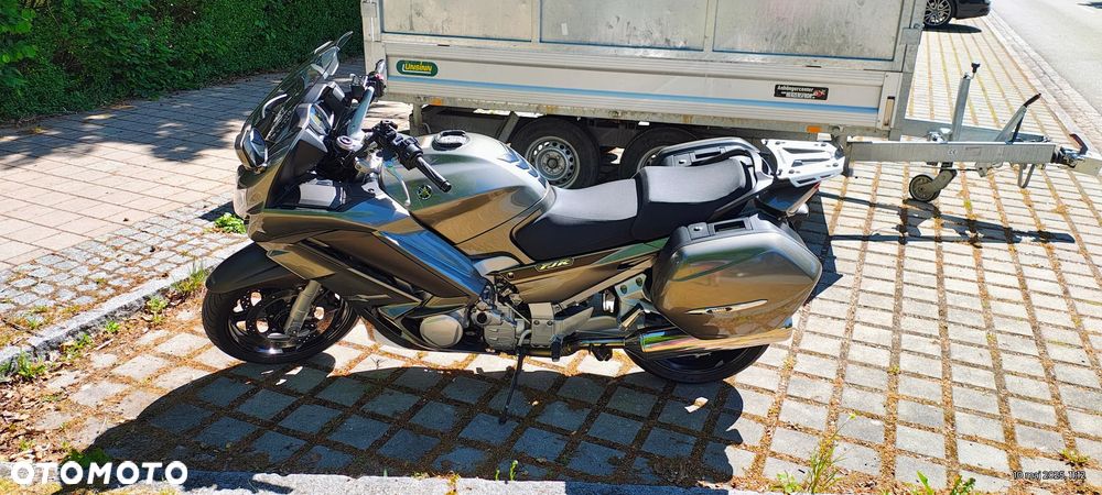 Yamaha FJR - 5