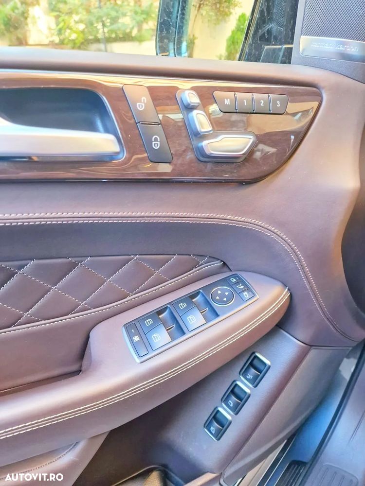 Mercedes-Benz GLS - 30