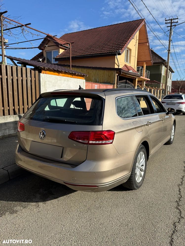 Volkswagen Passat 2.0 TDI DSG Comfortline - 6