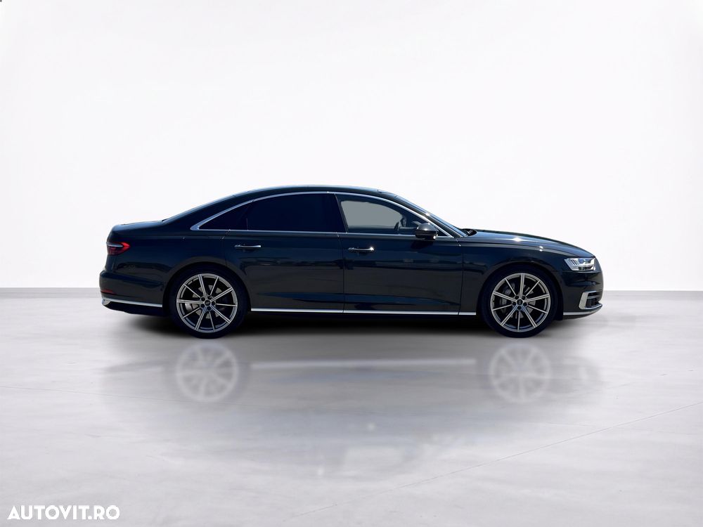 Audi A8 - 7