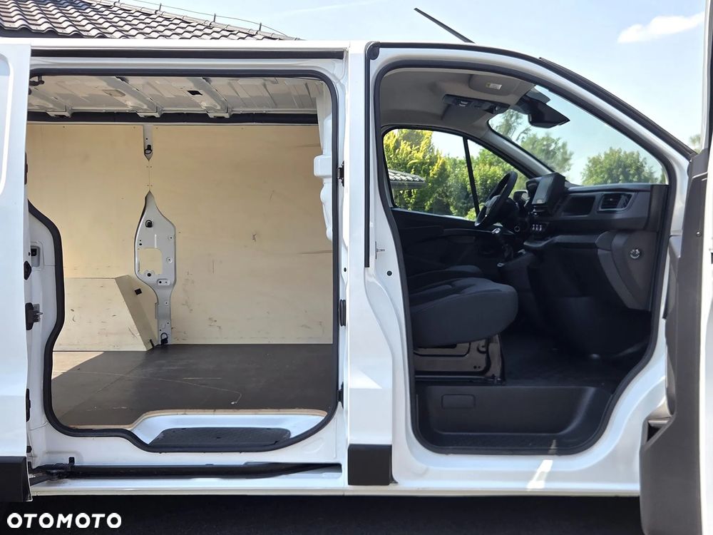 Renault TRAFIC - 11