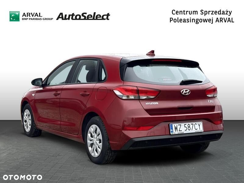 Hyundai i30 1.5 DPI Classic + - 4