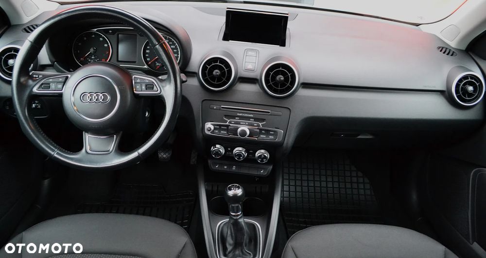 Audi A1 Sportback 1.4 TFSI design - 6