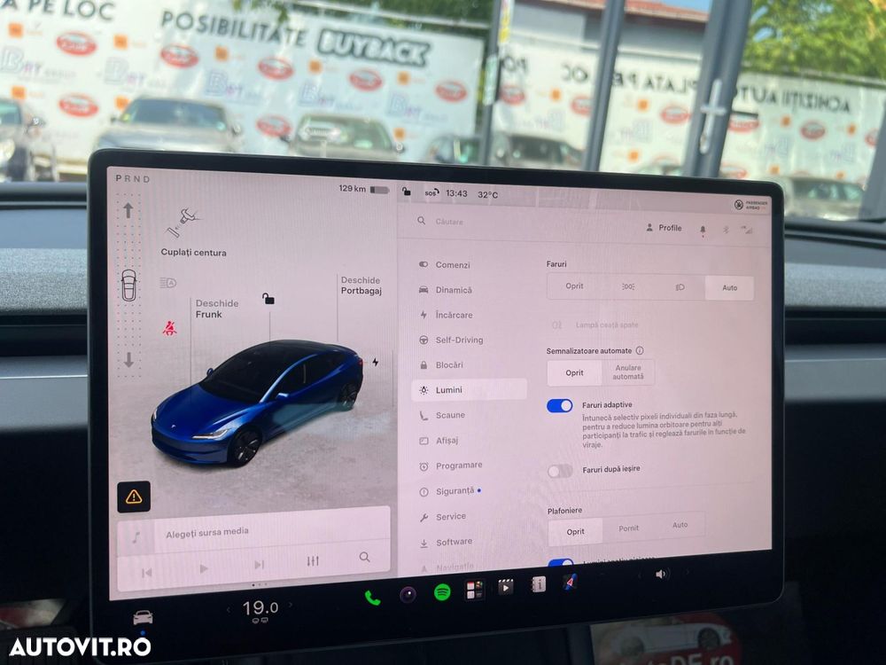 Tesla Model 3 - 23