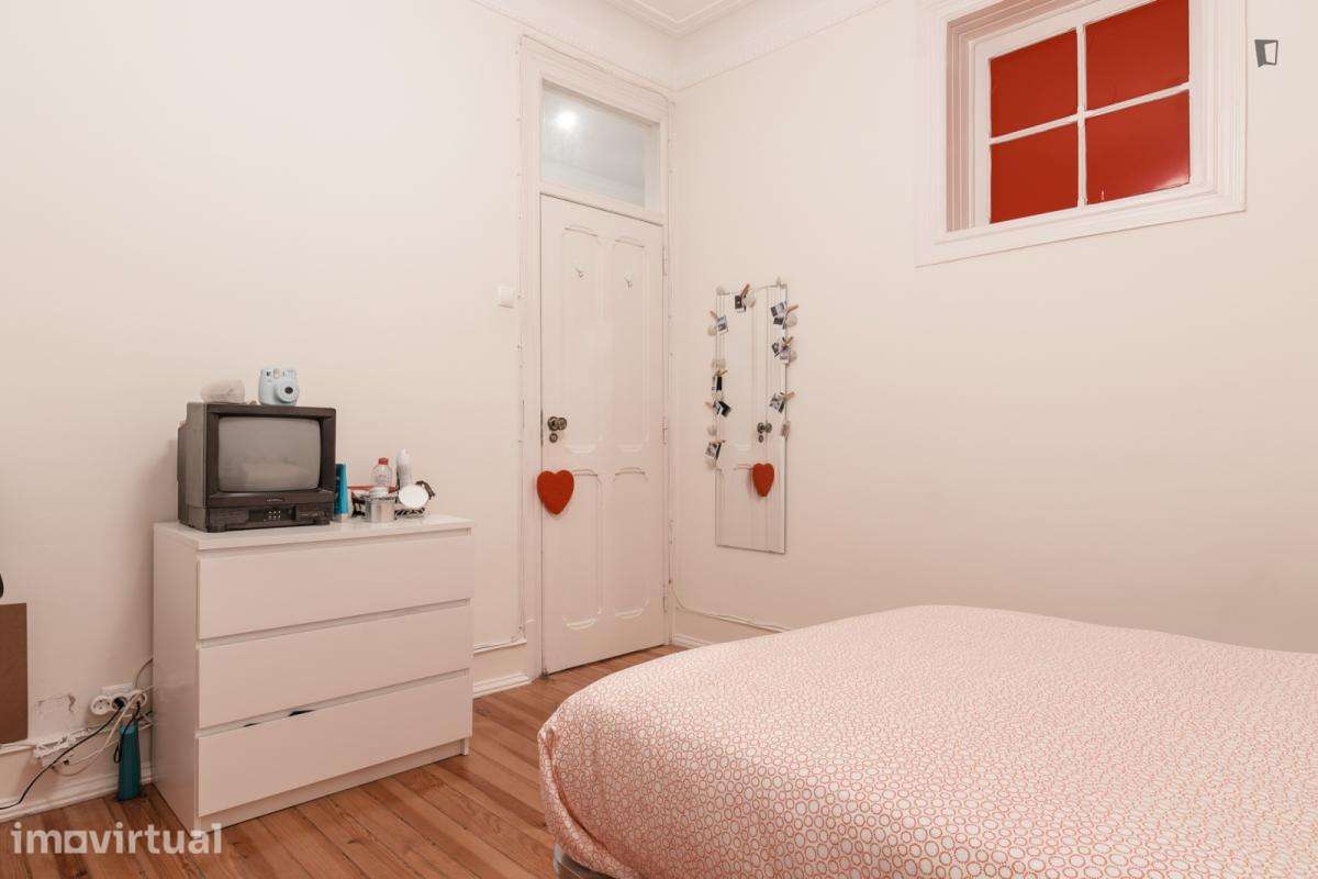 Quarto - localizado em Arroios Lisbon - Grande imagem: 3/12