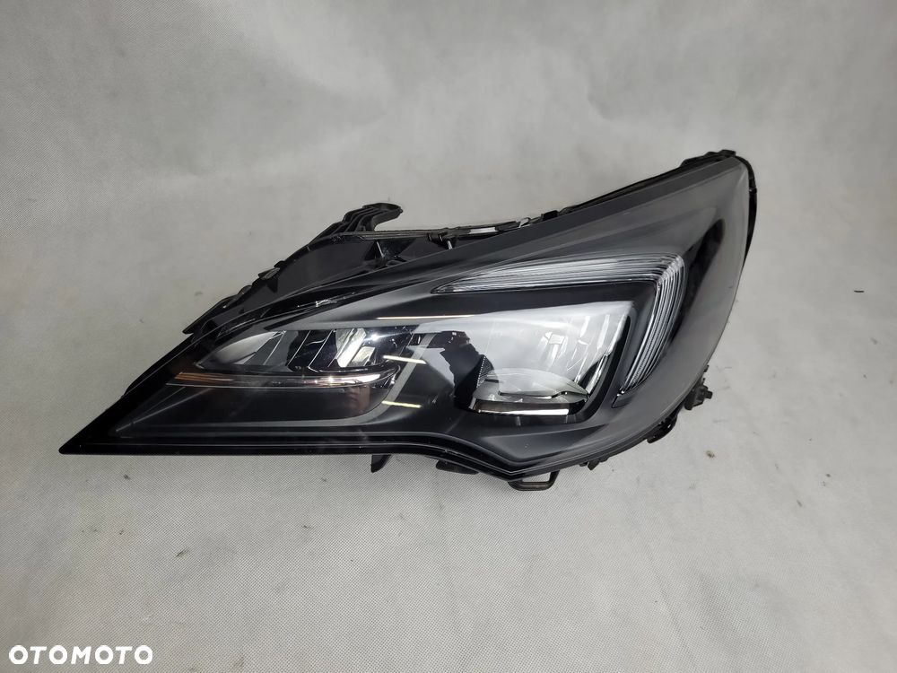 OPEL ASTRA V LIFT- LAMPA LAMPY PRZEDNIE PRZÓD - 4