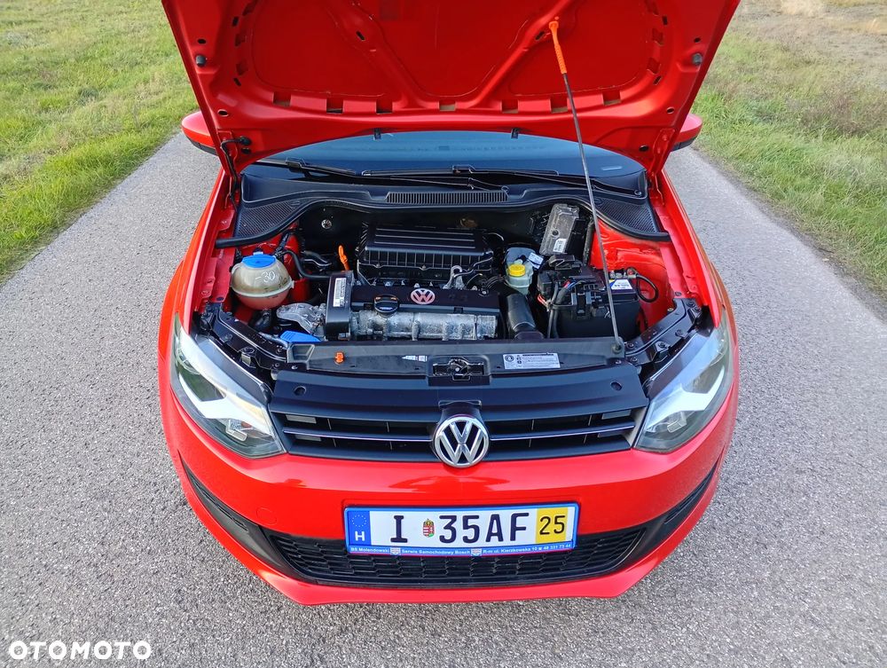 Volkswagen Polo 1.4 16V Trendline - 26