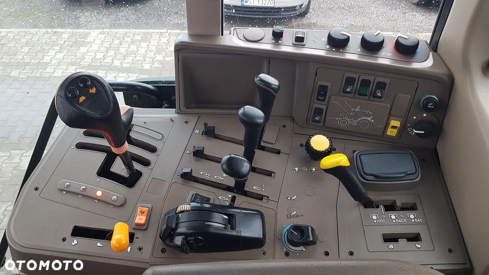 John Deere 6830 TUZ TLS 2012R - 24