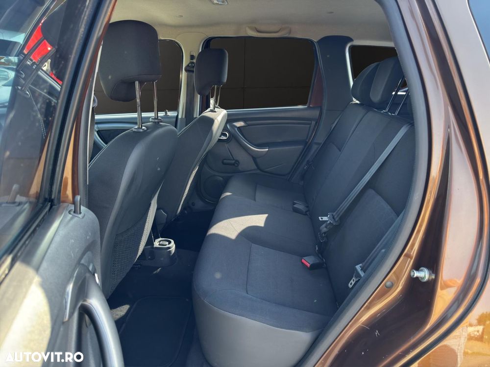 Dacia Duster TCe 125 4x2 Laureate - 8