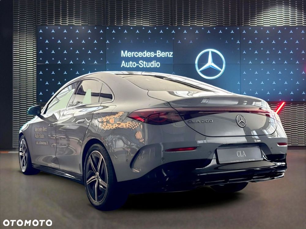 Mercedes-Benz CLA - 2