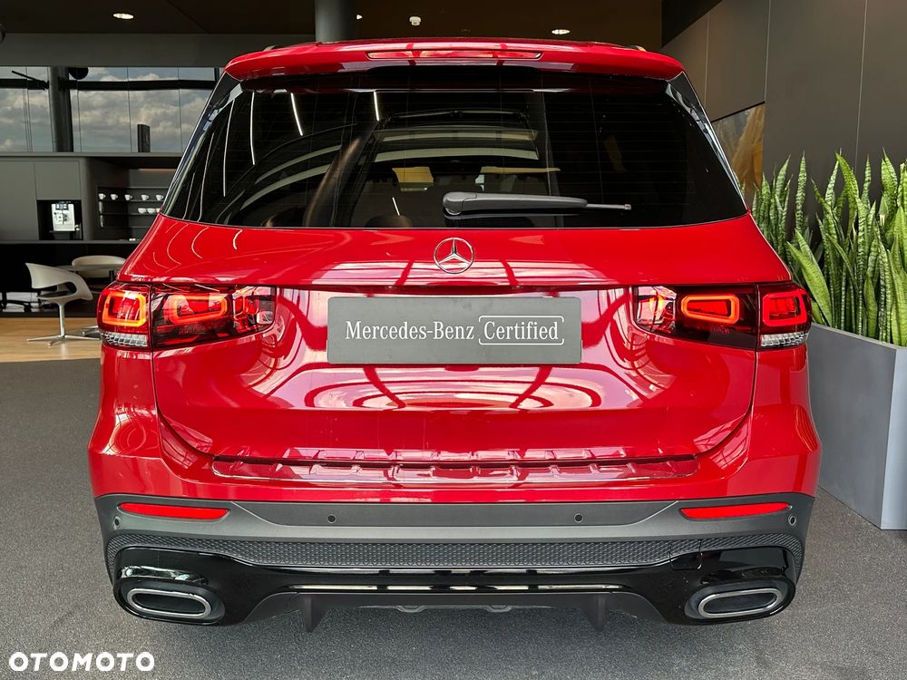 Mercedes-Benz GLB 200 4-Matic AMG Line 8G-DCT - 3