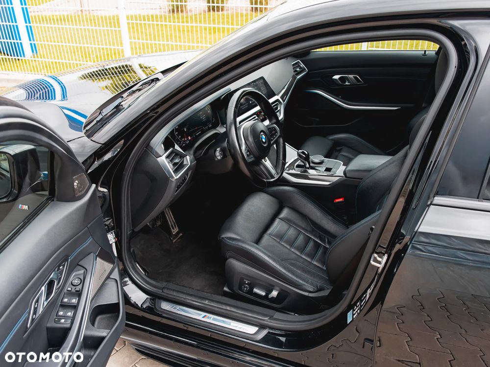 BMW Seria 3 M340i xDrive mHEV sport - 23