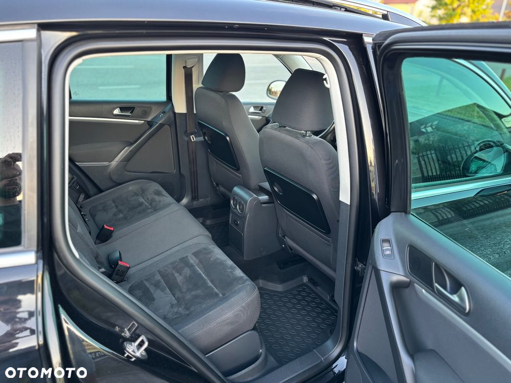 Volkswagen Tiguan - 14