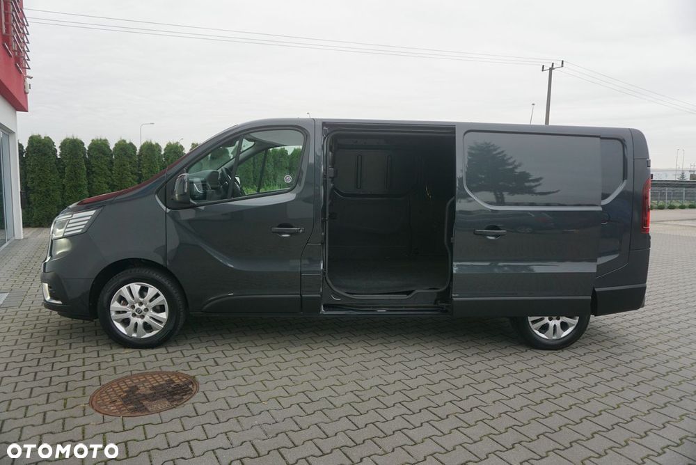 Renault Trafic - 25