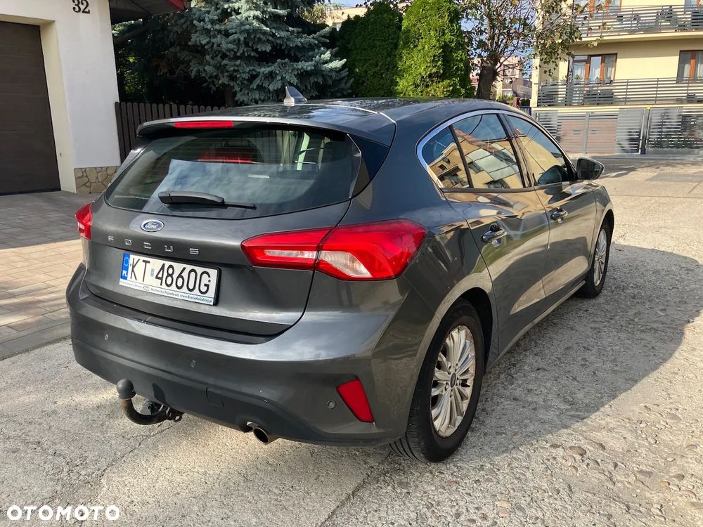 Ford Focus - 10