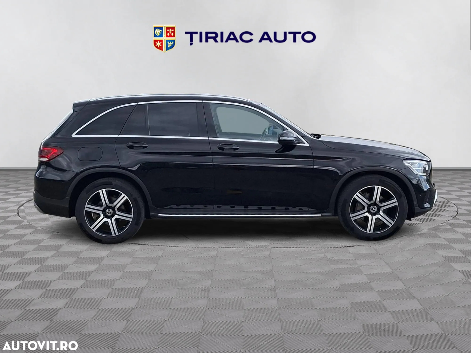 Mercedes-Benz GLC 220 d 4MATIC - 7