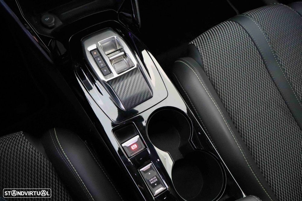 Peugeot e-2008 54 kWh GT - 28
