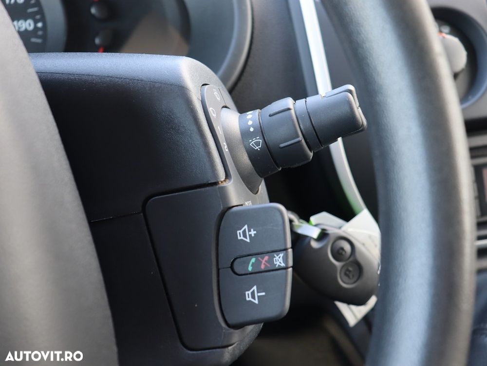 Renault Kangoo MAXI - 16