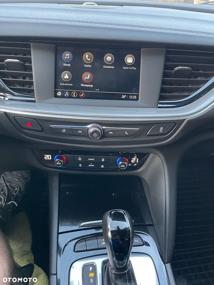 Opel Insignia 1.5 T Exclusive S&S - 11