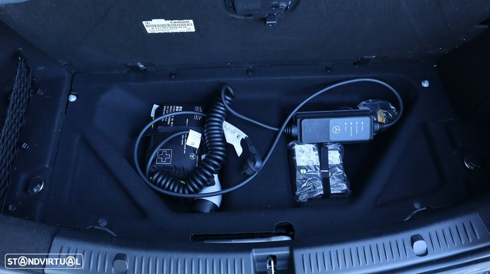 Mercedes-Benz E 300 de AMG Line - 59