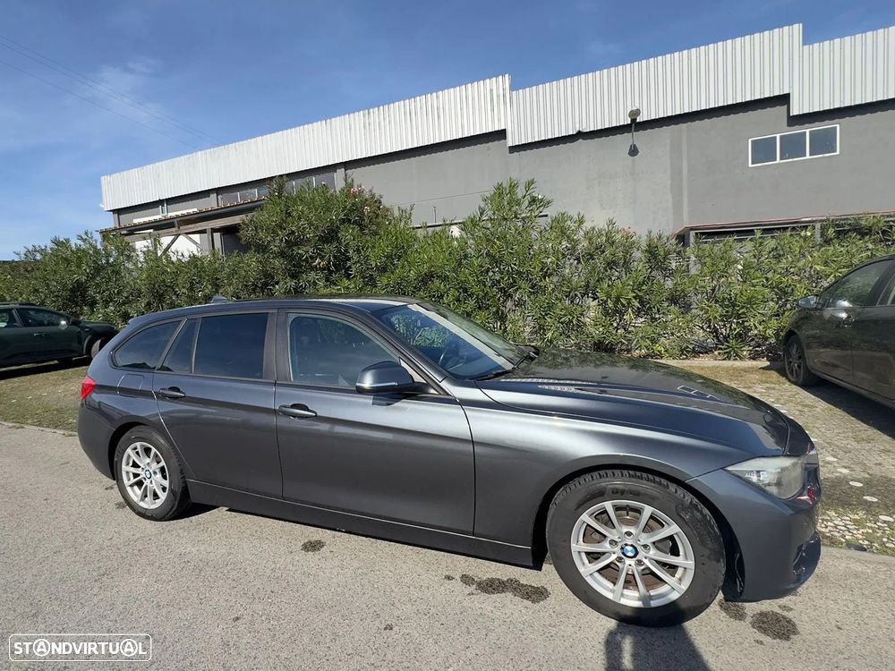 BMW 318 d Touring - 1