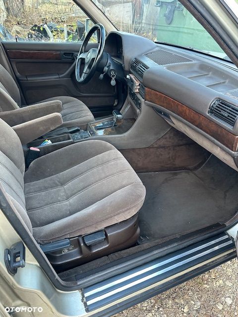 BMW Seria 7 750i - 10