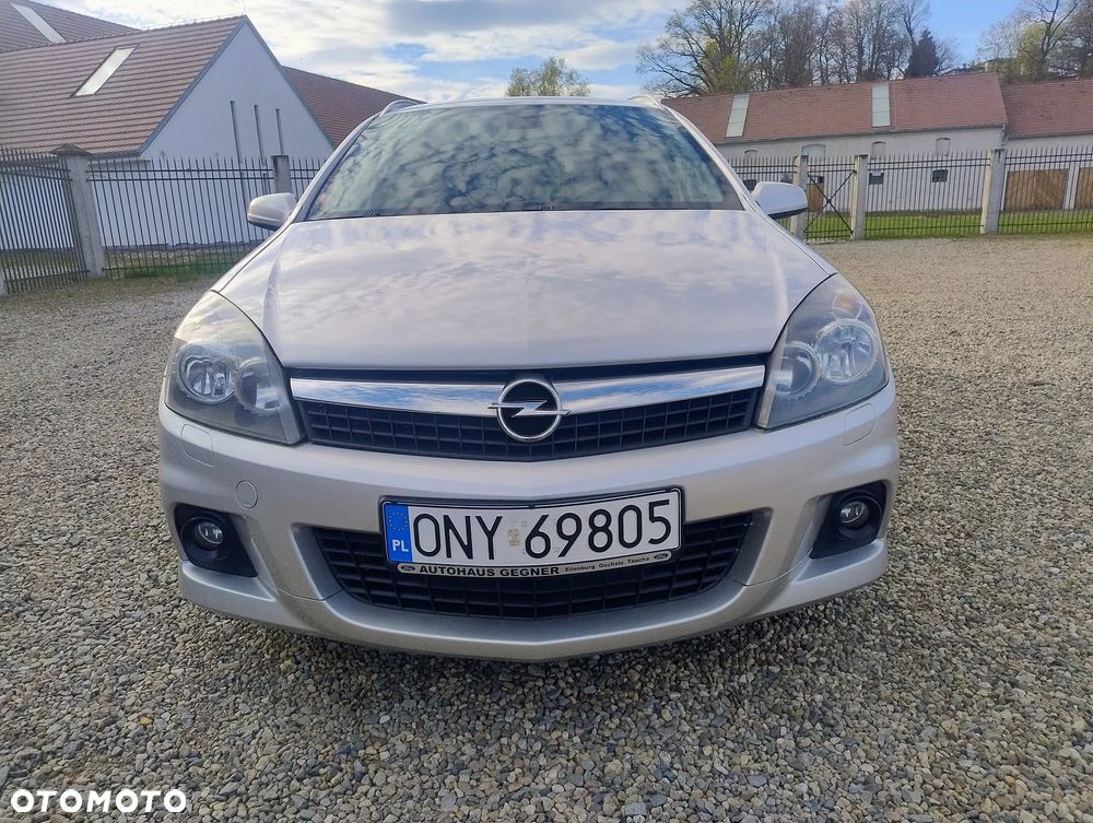 Opel Astra 1.6 Turbo Sport - 4