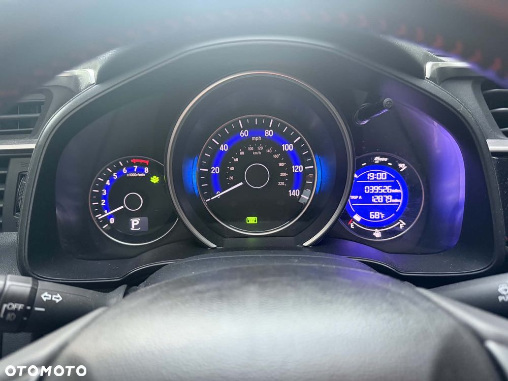 Honda Jazz 1.5 i-VTEC CVT Dynamic - 12