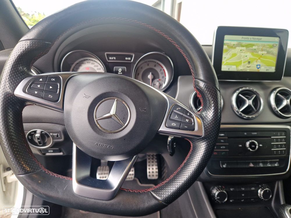 Mercedes-Benz CLA 180 Standard - 9