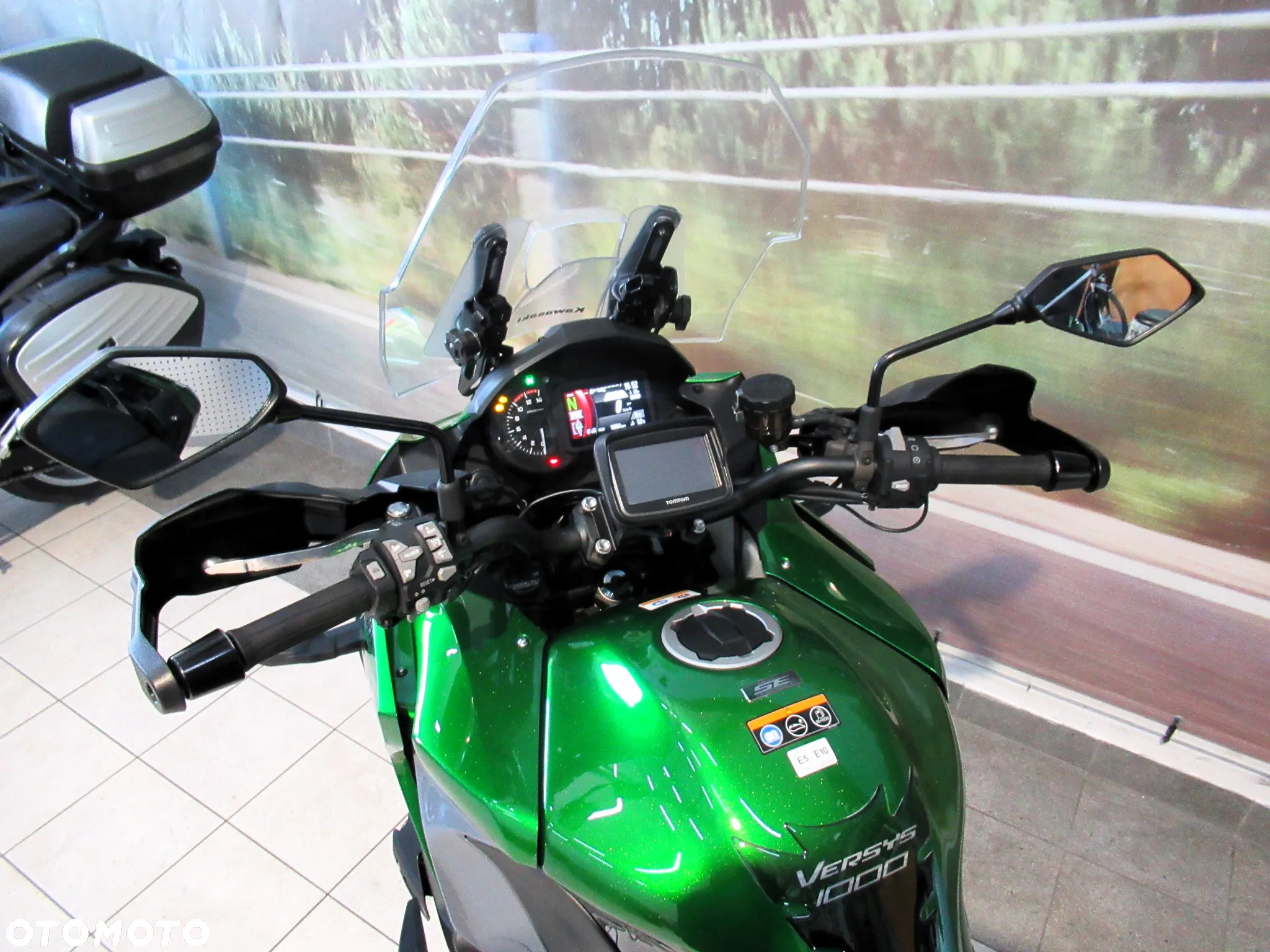 Kawasaki Versys 1000 - 9