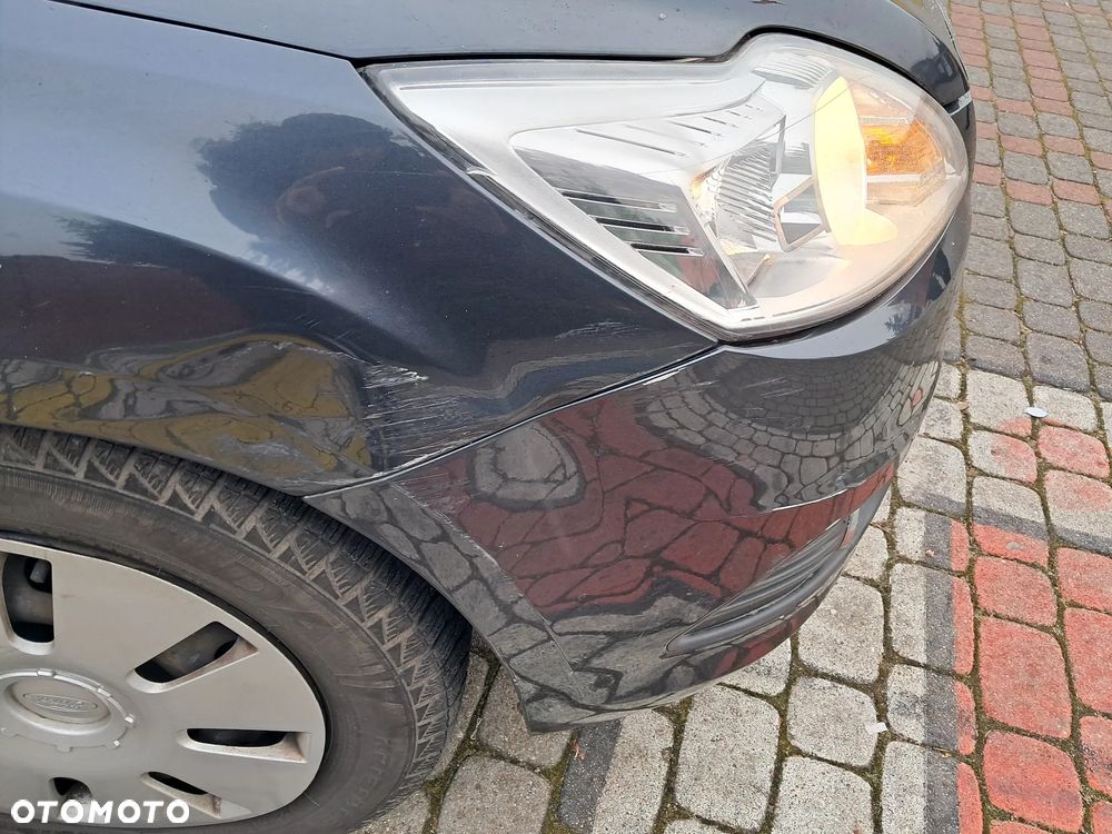 Ford Focus 1.6 TDCi Ghia - 7