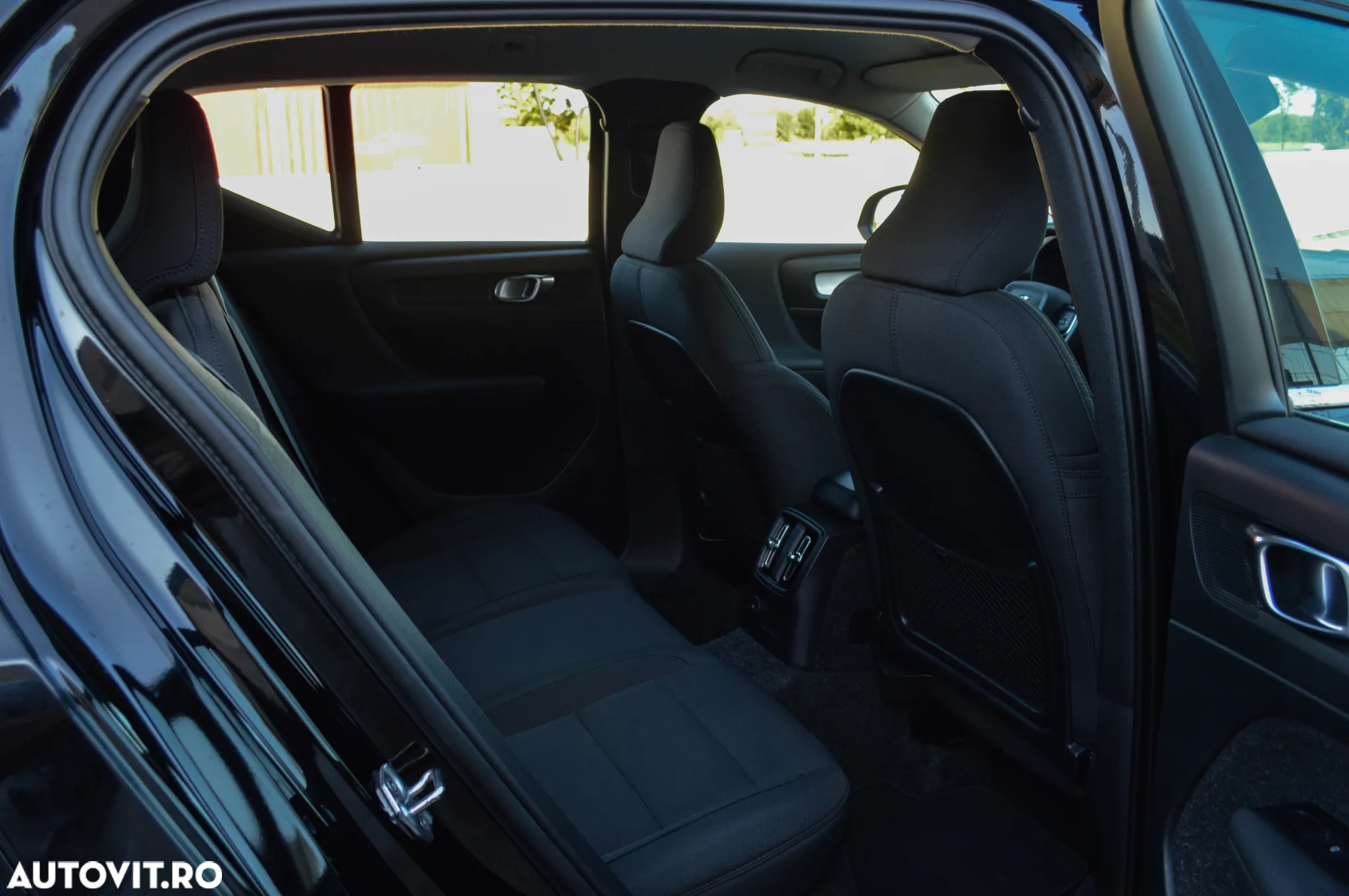 Volvo XC 40 Recharge T5 Twin Engine AT7 Inscription Expression - 29