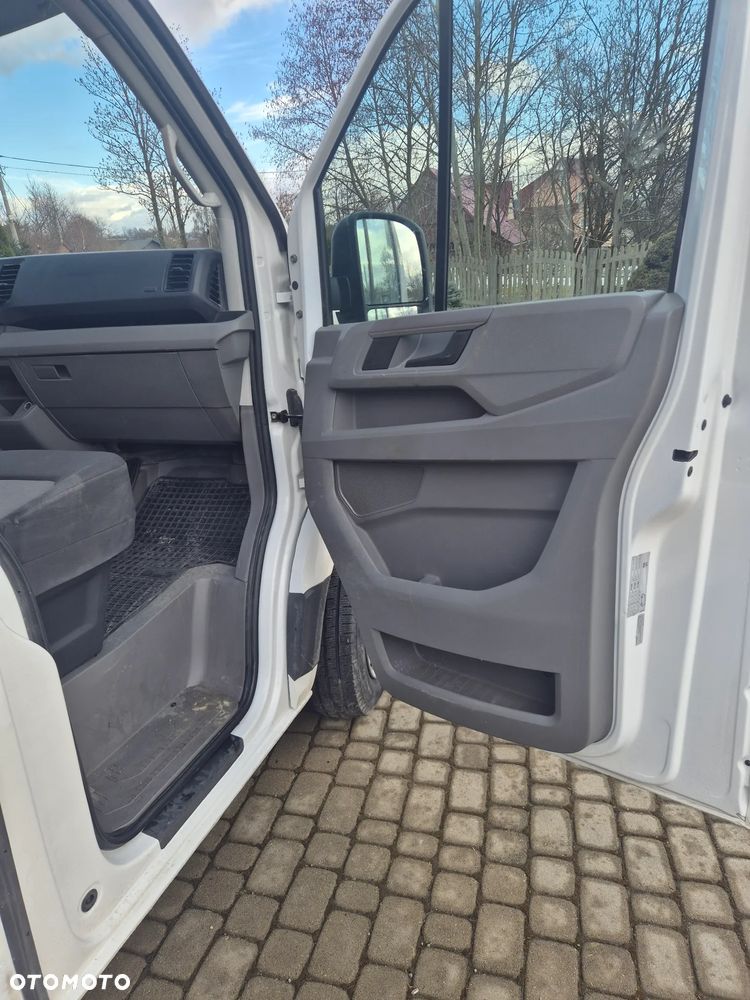 Volkswagen Crafter - 13