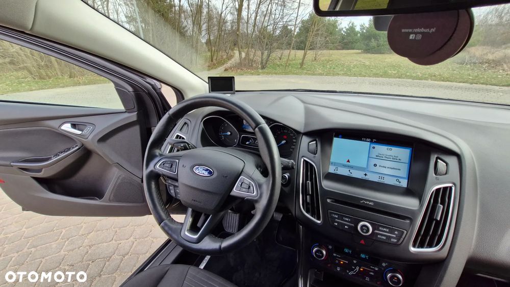 Ford Focus 1.0 EcoBoost Titanium - 13