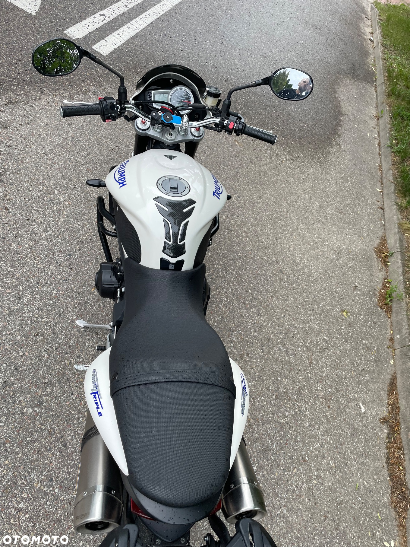 Triumph Street Triple - 22