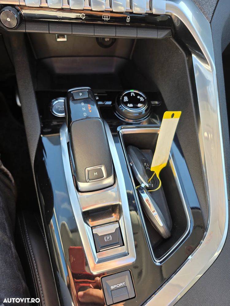 Peugeot 3008 THP 165 EAT6 Stop & Start Crossway - 29