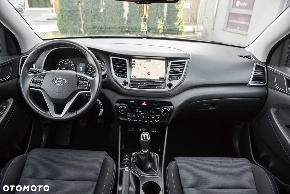 Hyundai Tucson blue 1.6 GDi 2WD Navi - 26