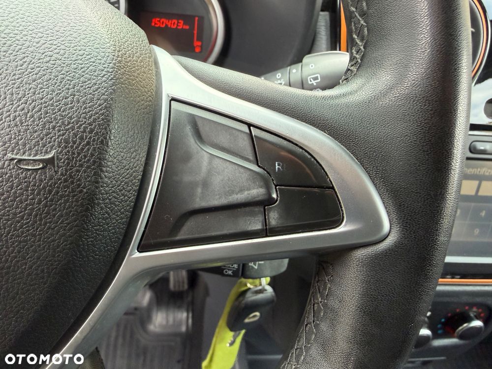 Dacia Dokker TCe 115 Stepway Celebration - 13