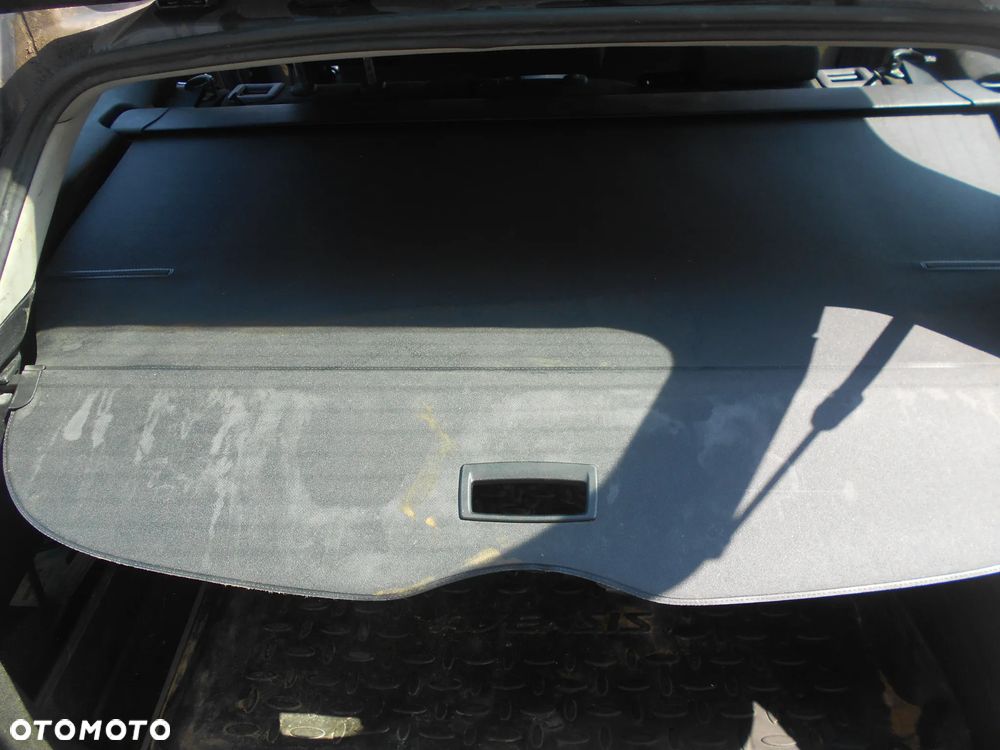 TOYOTA AVENSIS  T27 2009-2012R 2012R KOMBI KOD LAKIERU 8U5 1.8 VVT-I BENZYNA  A2ZR-T12U  108KW 146 KM SILNIK SKRZYNIA  BIEGOW EC60 BLOTNIK DZWI MASKA KLAPA ZAWIESZENIE LAMPY  ROLETA  HAK ZDERZA CZUJNIKI PDC GRILL PODSUFITKA - 28