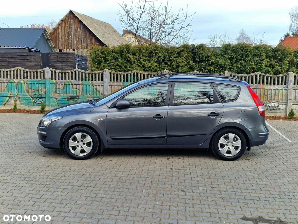 Hyundai i30 1.6 CRDi Comfort - 25