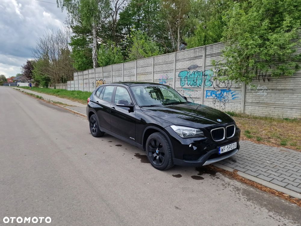 BMW X1 sDrive18d xLine - 1
