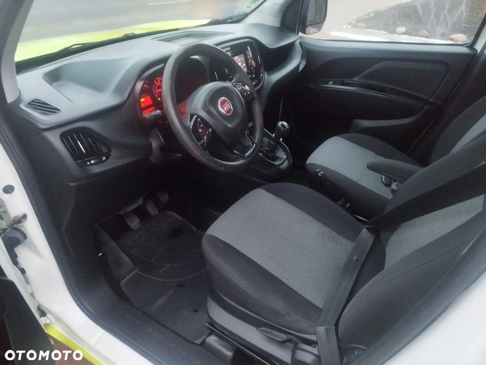 Fiat Doblo - 11
