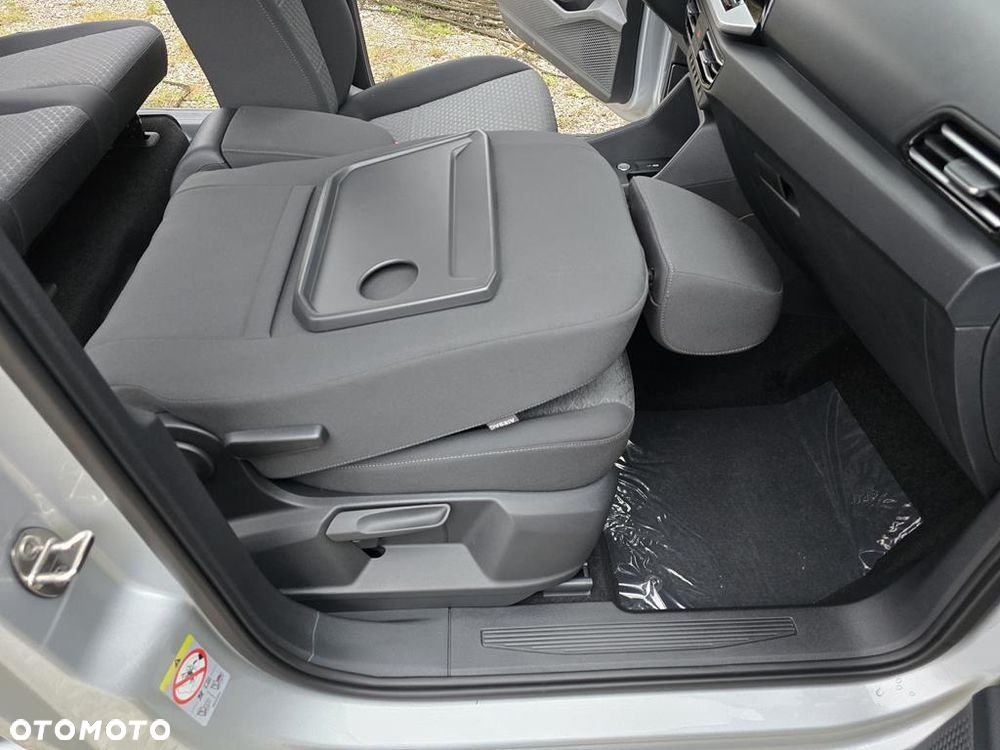 Ford Tourneo Connect Grand - 25