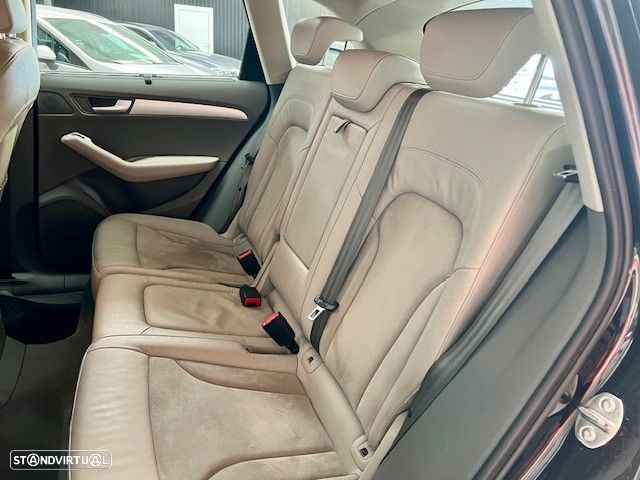 Audi Q5 2.0 TDI Exclusive S-tronic - 24