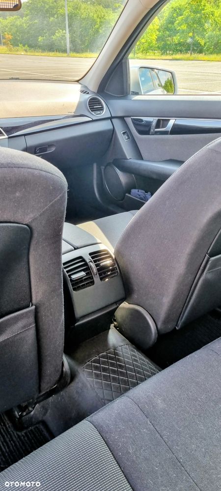 Mercedes-Benz Klasa C 200 CDI DPF BlueEFFICIENCY Special Edition - 20